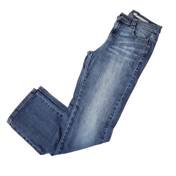 DKNY Jeans - Picture 2 of 9